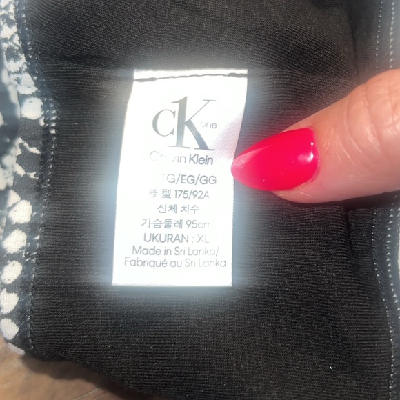 Calvin Klein CK ONE BLACK RATTLE SNAKE BRALETTE- Brand New With Tags - Picture 8 of 8